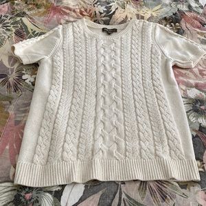Tommy Bahama short sleeve sweater size medium. EUC